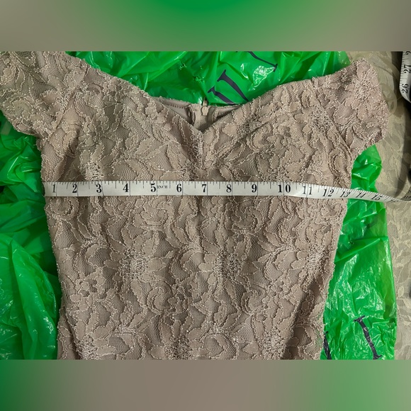 Sequin Hearts | NWT Champagne Lace Gown - Picture 9 of 17